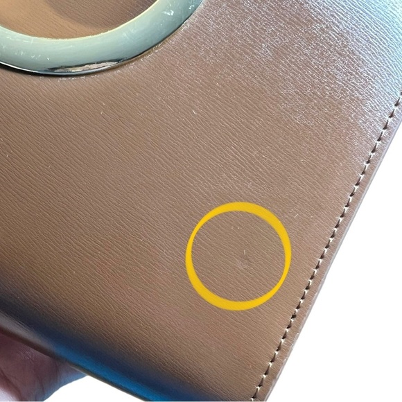 Faux Leather Brown Structured Gold Tone Horseshoe Chain Purse - Picture 10 of 13